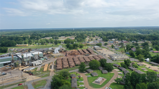 Image of the Zwolle veneer plant and the surrounding community.